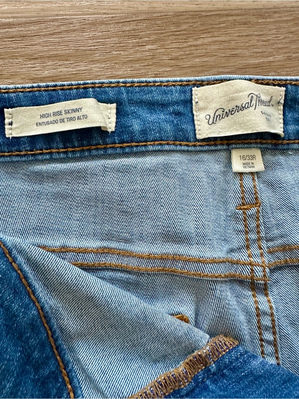 Universal Thread High Rise Skinny Jean 16 - Picture 3 of 4